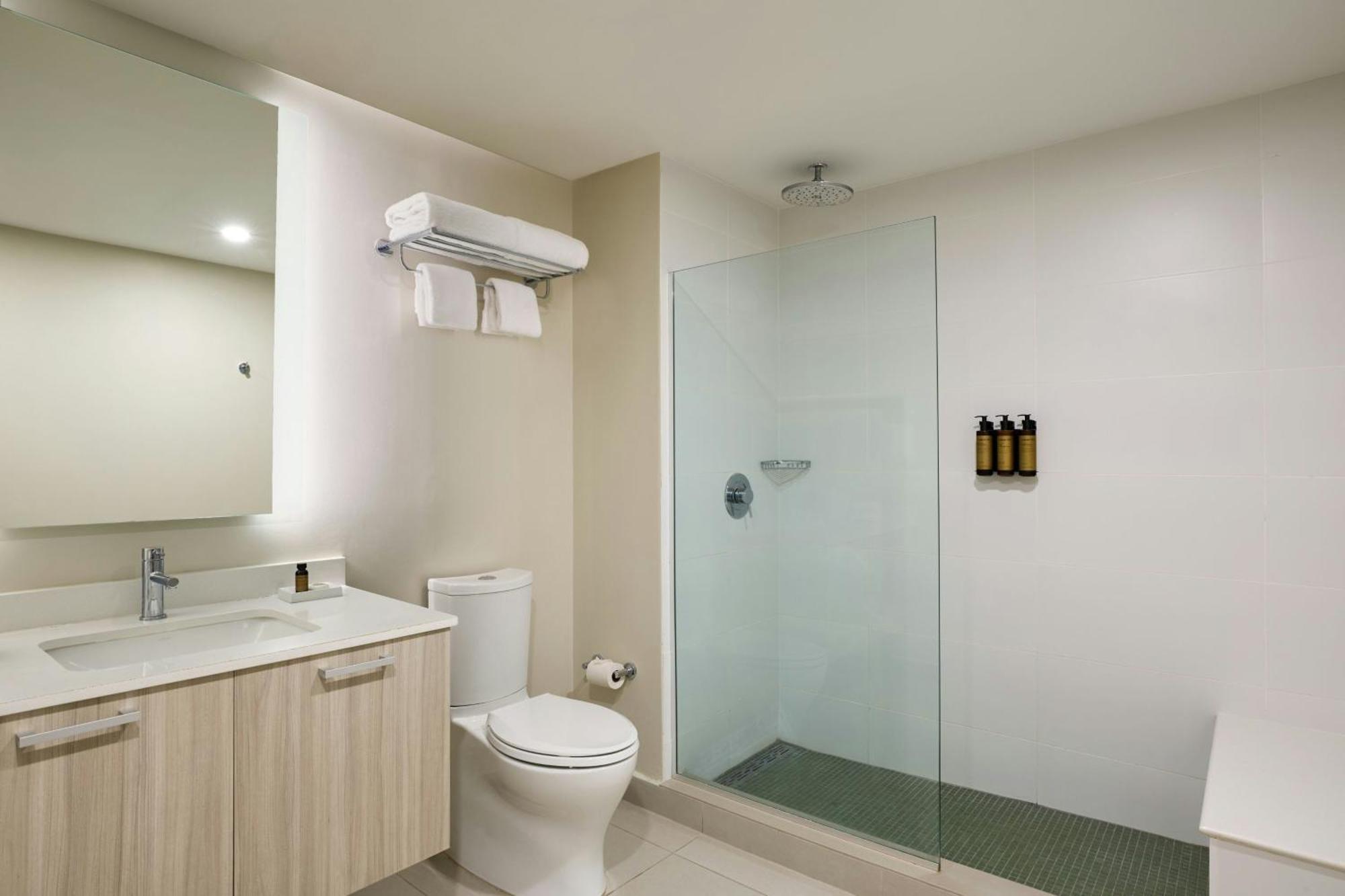 Casa Costera, Isla Verde Beach, Apartments By Marriott Bonvoy San Juan Extérieur photo